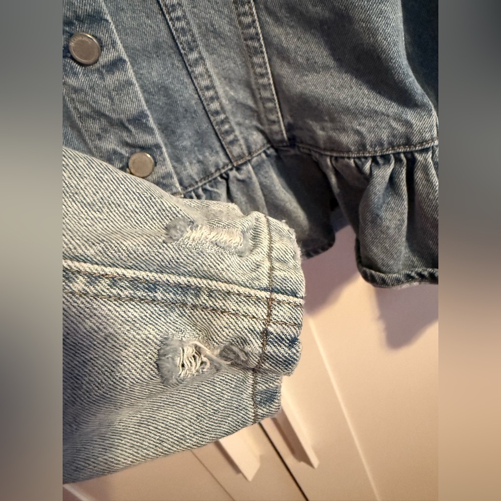 Blank NYC Denim Peplum Jacket. Used but good condition. - Picture 10 of 14